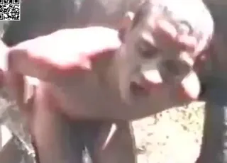 拉丁裔男同性恋与马的兽交